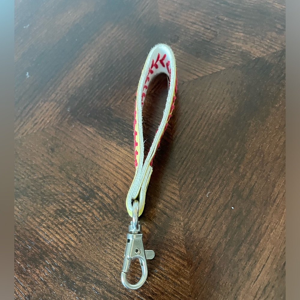 Baseball key chain - Picture 4 of 4